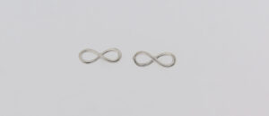 9CT WG INFINITI STUD EARRINGS
