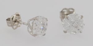 9CT WG PIE SET CZ STUDS