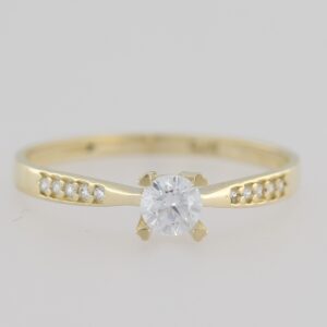 9CT YG SOLITAIRE CZ RING