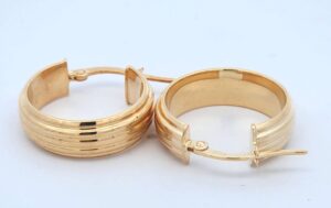9CT YG RIBBED HOOPS   19X6MM