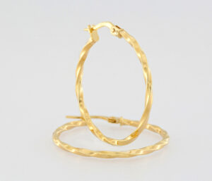 9CT YG SQR TWIST HOOPS   2MMX28MM OUTSIDE DIAM