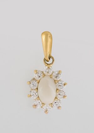 9CT YG OVAL CUBIC PENDANT