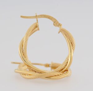 9CT YG OVAL TWIST HOOP 3MMX25MM OUTSIDE DIAM