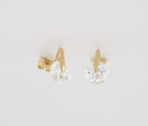 9CT YG CUBIC STUD