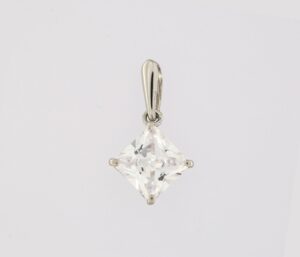 9CT WG CZ SQUARE PENDANT   6MM